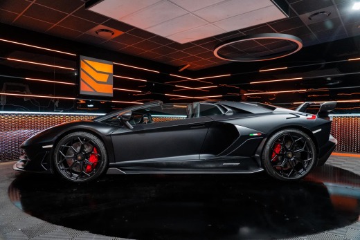 LAMBORGHINI AVENTADOR SVJ ROADSTER 6.5 V12 770CH