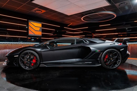 LAMBORGHINI AVENTADOR SVJ ROADSTER 6.5 V12 770CH