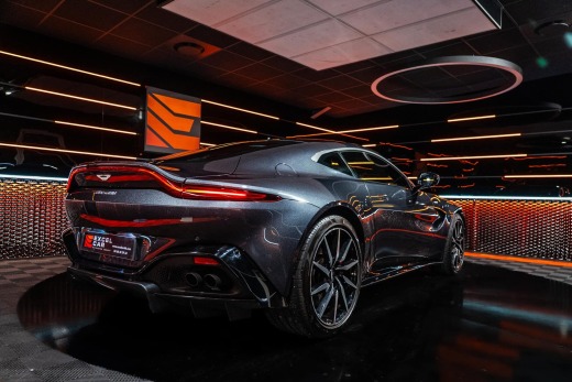 ASTON MARTIN V8 VANTAGE 4.0L 510CH