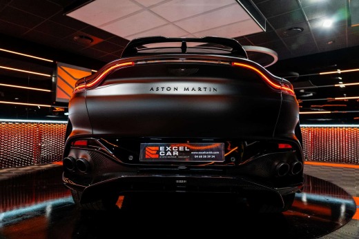 ASTON MARTIN DBX 707 4.0 V8