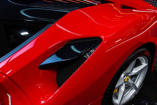 FERRARI F8 TRIBUTO 3.9 720 DCT