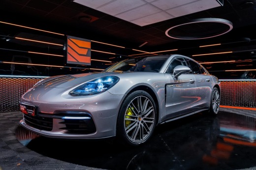 PORSCHE PANAMERA 4 E-HYBRIDE 462 PDK8