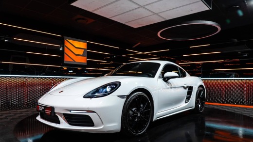 PORSCHE 718 CAYMAN 2.0L 300CH