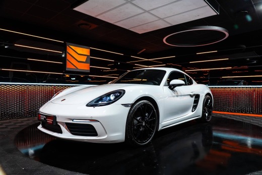 PORSCHE 718 CAYMAN 2.0L 300CH
