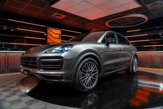 PORSCHE CAYENNE COUPE E-HYBRID 3.0 V6 462CH