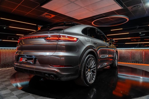 PORSCHE CAYENNE COUPE E-HYBRID 3.0 V6 462CH