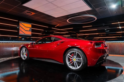FERRARI 488 GTB