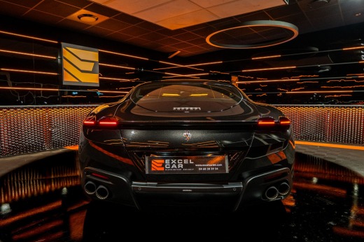 FERRARI ROMA COUPÉ 3.9 V8 620 DCT