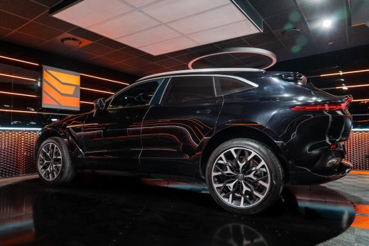 ASTON MARTIN DBX 4.0 V8 550CH BVA9