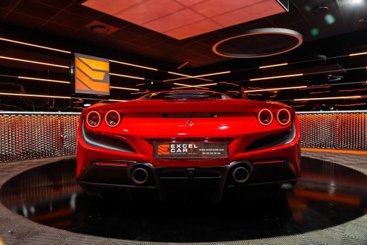 FERRARI F8 TRIBUTO COUPE 3.9 DCT