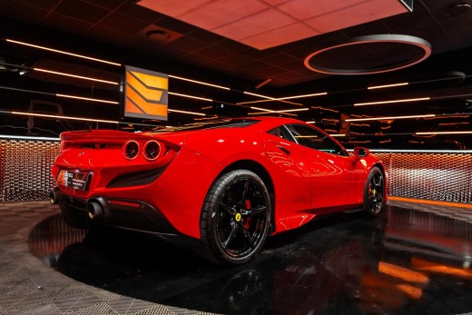 FERRARI F8 TRIBUTO COUPE 3.9 DCT