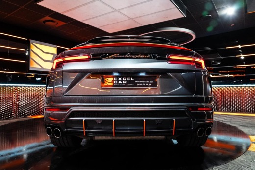 LAMBORGHINI URUS 4.0 V8 650