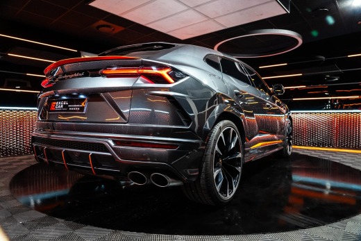 LAMBORGHINI URUS 4.0 V8 650