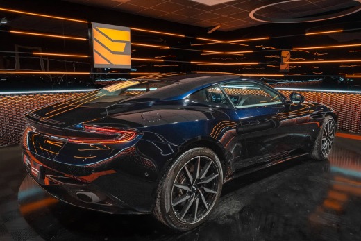 ASTON MARTIN DB11 V12 610CH