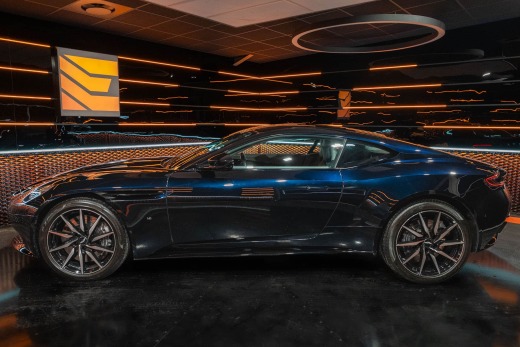 ASTON MARTIN DBS SUPERLEGGERA 5.2 V12 725CH