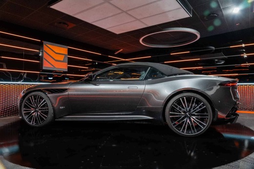 ASTON MARTIN DBS VOLANTE 5.2L V12 725CH