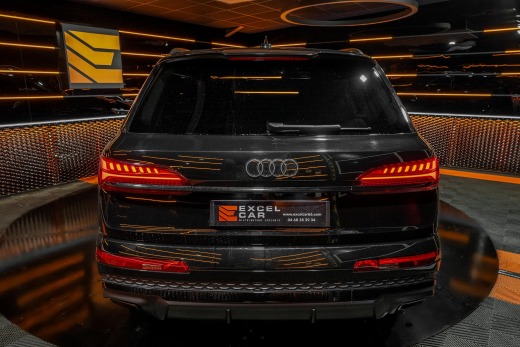 AUDI Q7 55 3.0 TFSIe QUATTRO S LINE FACELIFT