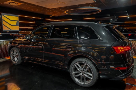 AUDI Q7 55 3.0 TFSIe QUATTRO S LINE FACELIFT