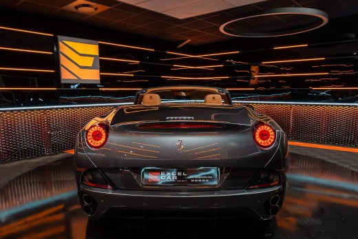 FERRARI CALIFORNIA 4.3L V8 460 DCT