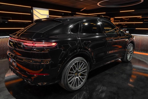 PORSCHE CAYENNE COUPE E-HYBRID 462 TIPTRONIC 8