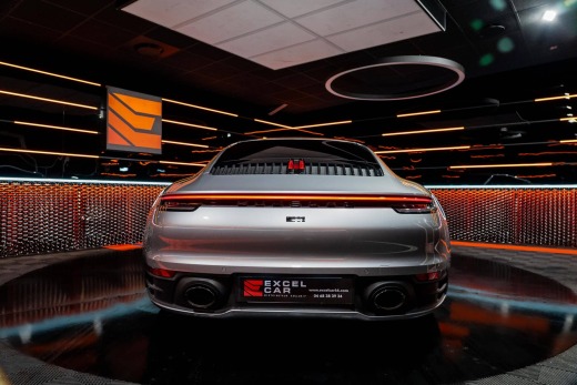 PORSCHE CAYENNE TURBO E-HYBRID 4.0 V8 740CH