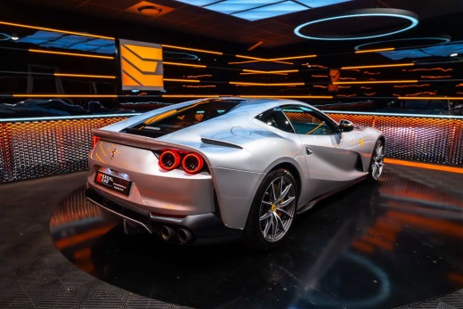 FERRARI 812 SUPERFAST 6.5L V12 800CH