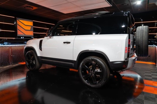 LAND ROVER DEFENDER 90 3.0 D200 – UTILITAIRE 2 PLACES