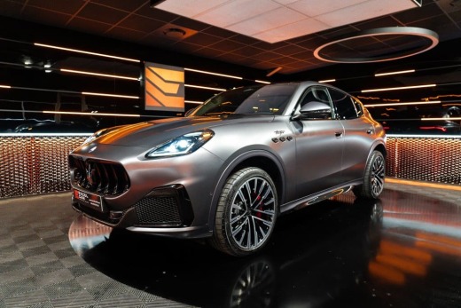 MASERATI GRECALE TROFEO 3.0l V6 530ch