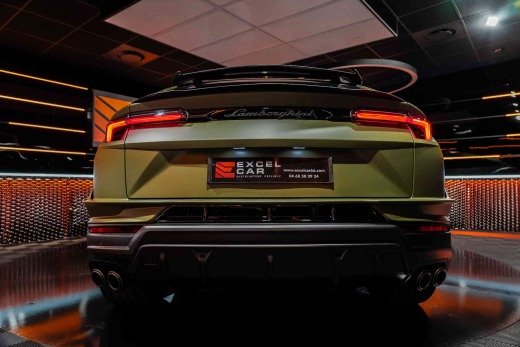 LAMBORGHINI URUS PERFORMANTE 4.0l V8 666ch