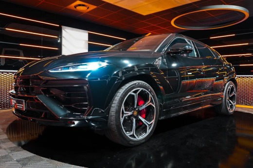 LAMBORGHINI URUS SE 4.0 V8 800CH