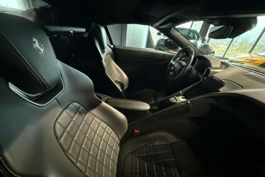 FERRARI ROMA SPIDER 3.9l V8 620ch