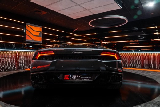 LAMBORGHINI HURACAN PERFORMANTE LP-640-4