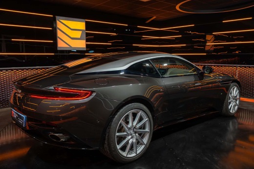ASTON MARTIN DB11 COUPE V12 TOUCHTRONIC3