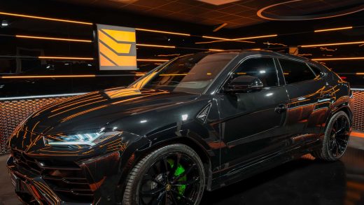 LAMBORGHINI URUS 4.0l V8 650ch