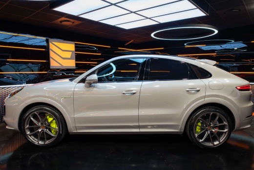 PORSCHE CAYENNE COUPE TURBO S E-HYBRIDE 680 PACK SPORT DE CONCEPTION ALLÉGÉE