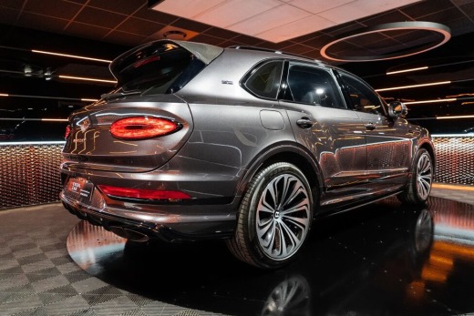 BENTLEY BENTAYGA 3.0 HYBRID 462CH