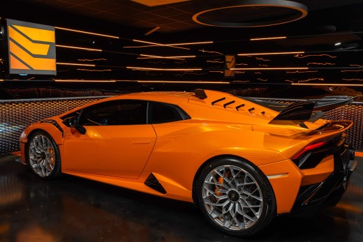 LAMBORGHINI HURACAN PERFORMANTE LP-640-4