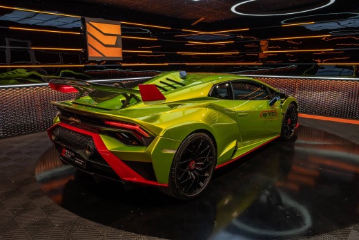 LAMBORGHINI HURACAN STO LP640-2 LDF7