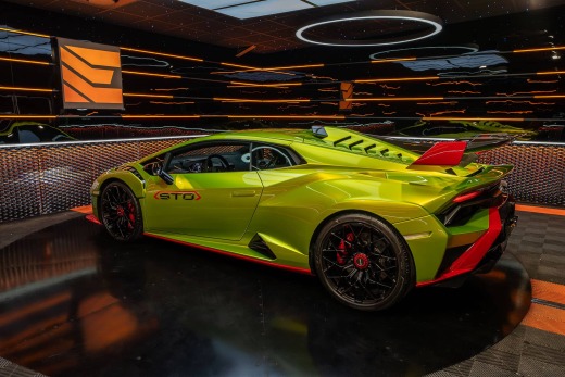 LAMBORGHINI HURACAN STO LP640-2 LDF7