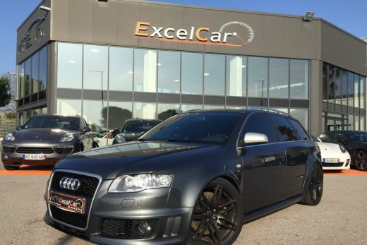 AUDI RS4 AVANT 4.2L V8 FSI QUATTRO 420