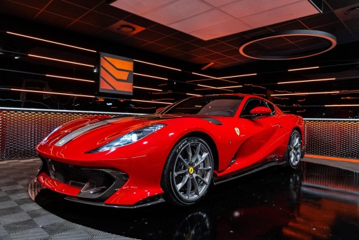 FERRARI 812 COMPETIZIONE 6.5L V12 830CH