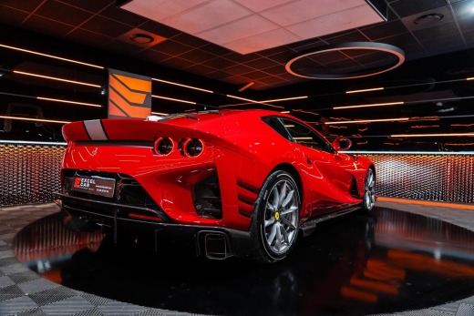 FERRARI 812 COMPETIZIONE 6.5L V12 830CH