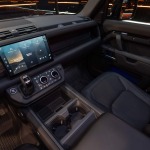 LAND ROVER DEFENDER 110 P300e X-DYNAMIC SE