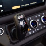 LAND ROVER DEFENDER 110 P300e X-DYNAMIC SE