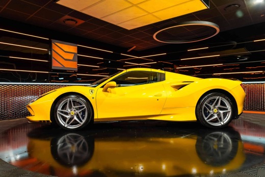 FERRARI 458 ITALIA